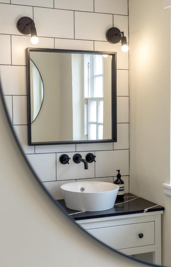 Guestready - Elegant 2Br Period Flat In Oldtown Daire Edinburgh Dış mekan fotoğraf