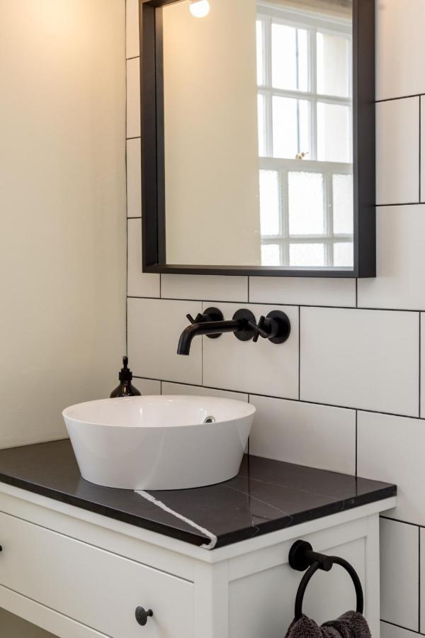 Guestready - Elegant 2Br Period Flat In Oldtown Daire Edinburgh Dış mekan fotoğraf